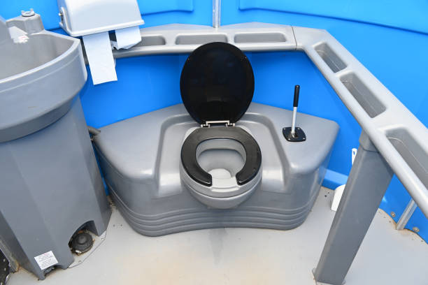 Best Portable toilet rental cost  in Edgemont Park, MI